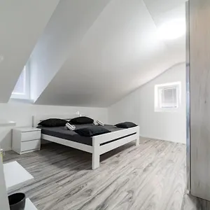 Center Mayess Aparment Apartament Zadar